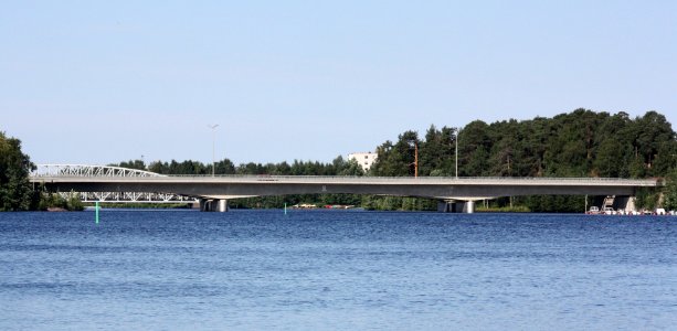 Oulujoki Bridges Oulu 20110731