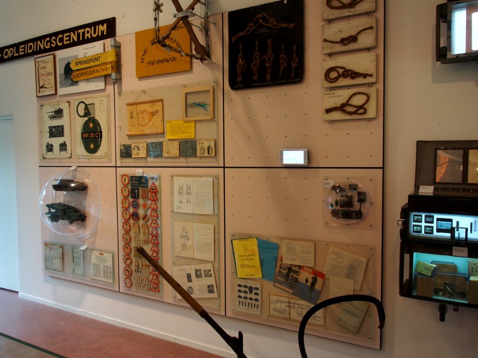 Opleidingscentrum tentoonstelling, Geniemuseum Vught