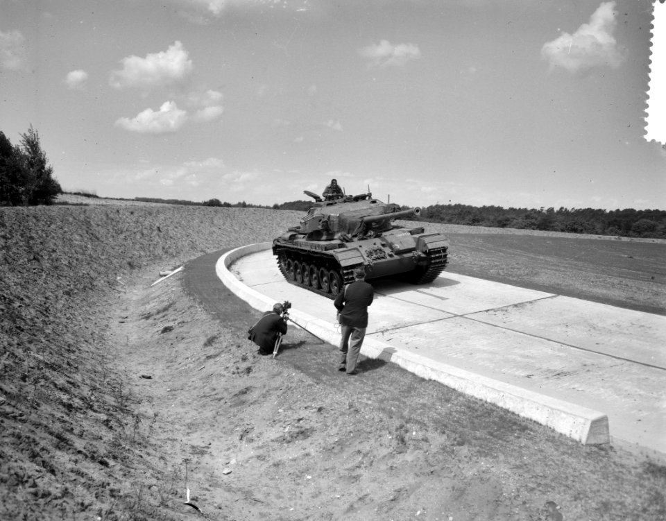 Opleiding tankchauffeurs in Amersfoort, Bestanddeelnr 912-4861