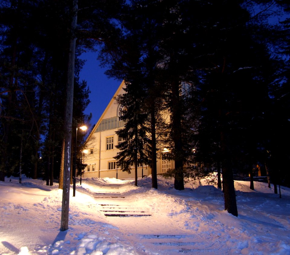Oulujoki Church Oulu 20090216 02
