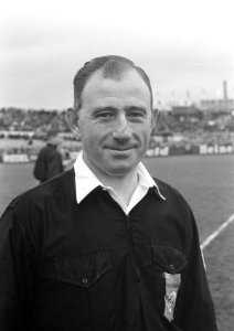 Oud voetbalspeler van Vitesse en scheidsrechter Jef Dorpmans, Bestanddeelnr 919-6859