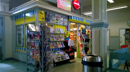 Oulu Railway Station Building Interior 20160614 01