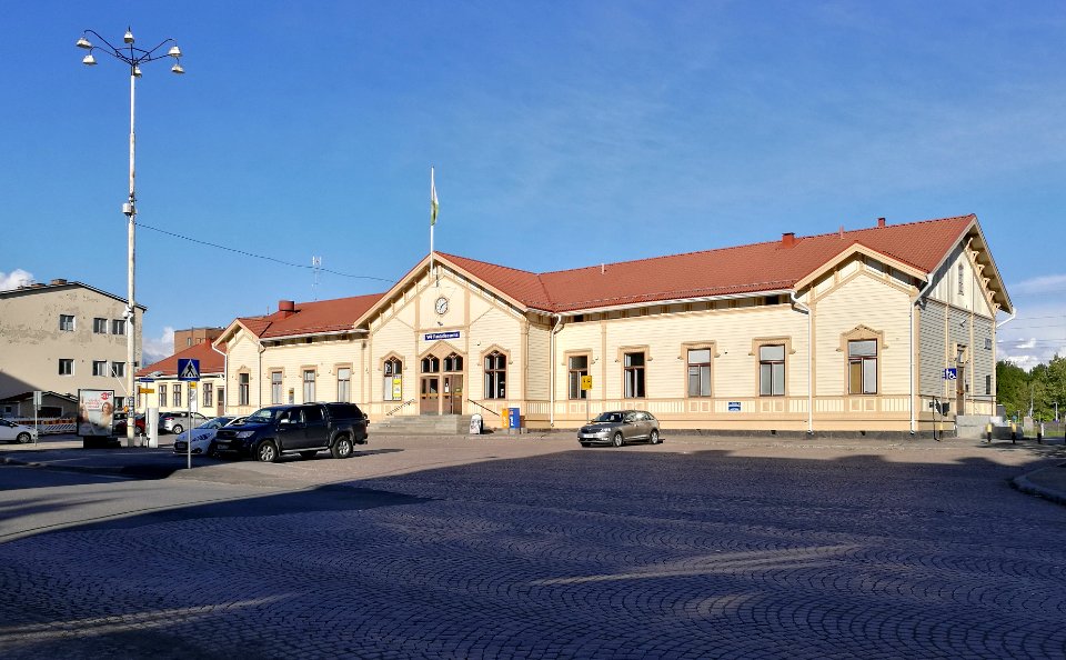Oulu railway station 2017070626