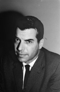 Opvolger van jhr. Sandberg als directeur Stedelijk Museas mr. E. L. L. de Wilde , Bestanddeelnr 914-9062