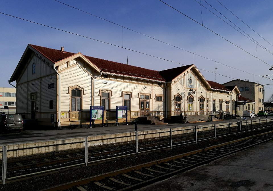 Oulu railway station 20170511 04