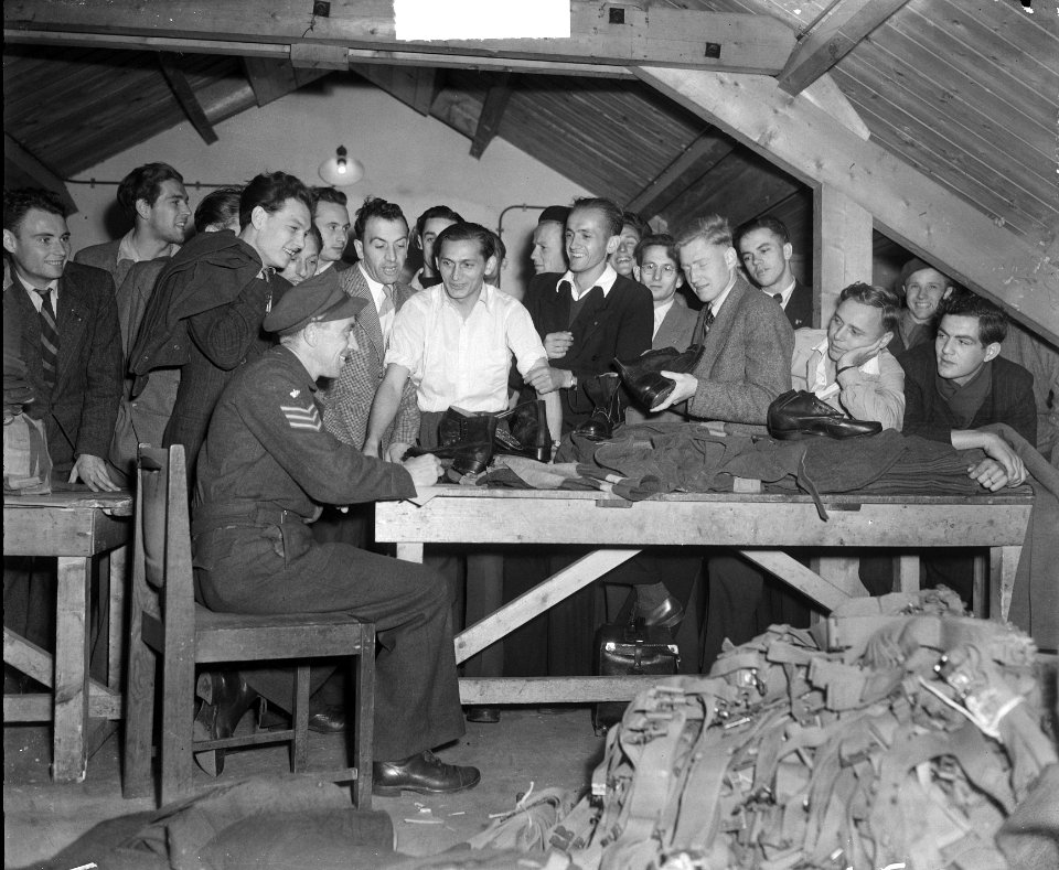 Opkomst vrijwilligers Korea, Bestanddeelnr 904-1759