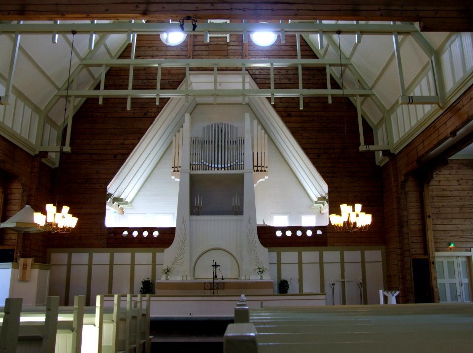 Oulujoki Church Interior Oulu 20060613 02