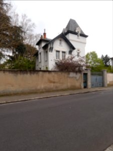 Oullins - Rue du Buisset - Maison au numéro 31