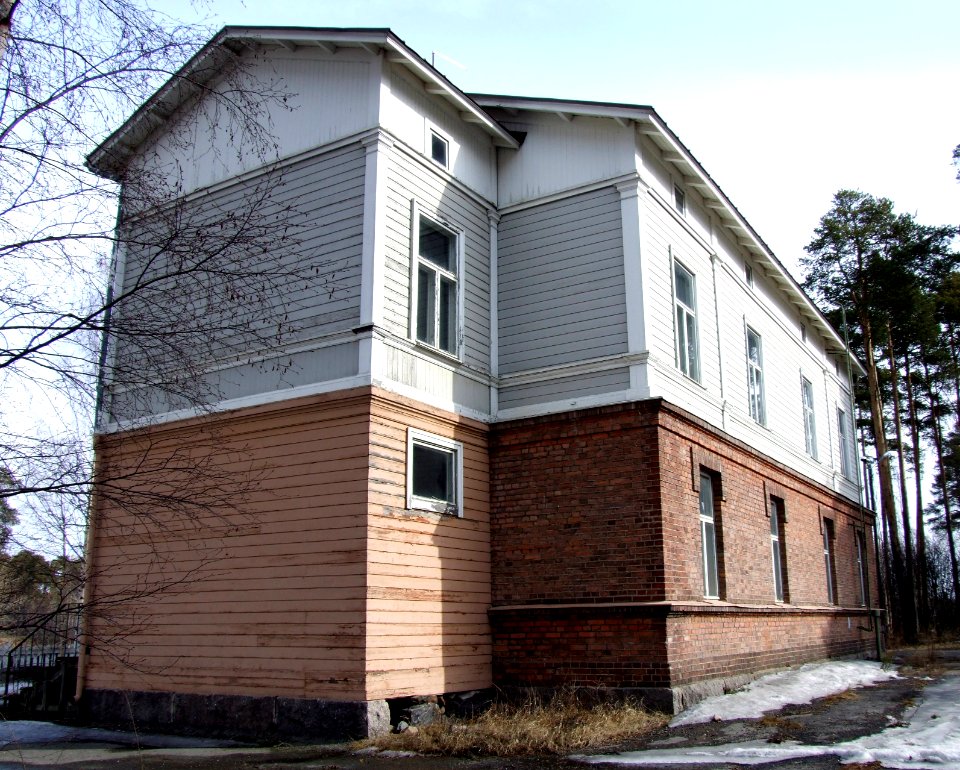 Oulu Barracks 20060417