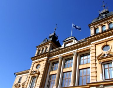 Oulu City Hall 20080501 02