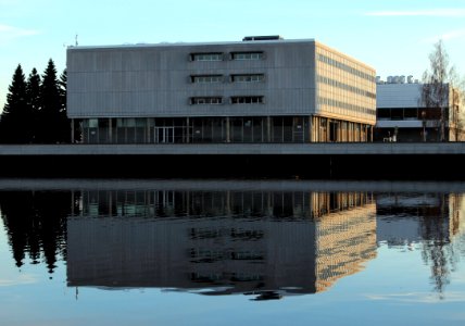 Oulu City Library 20140420
