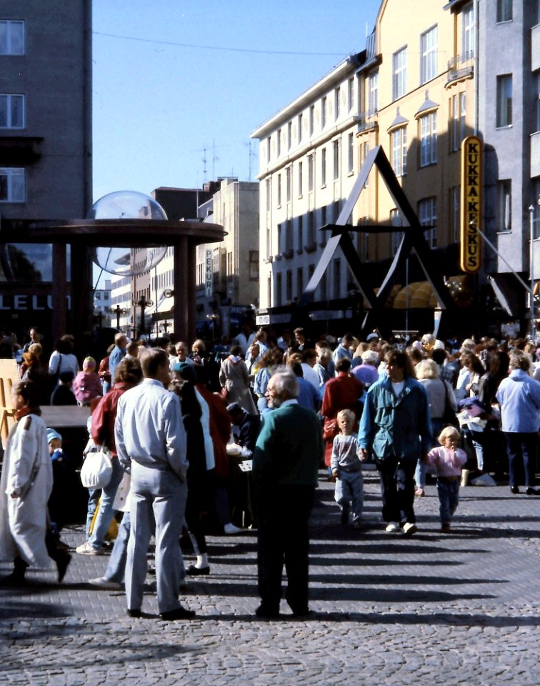 Oulu Central Square 1989