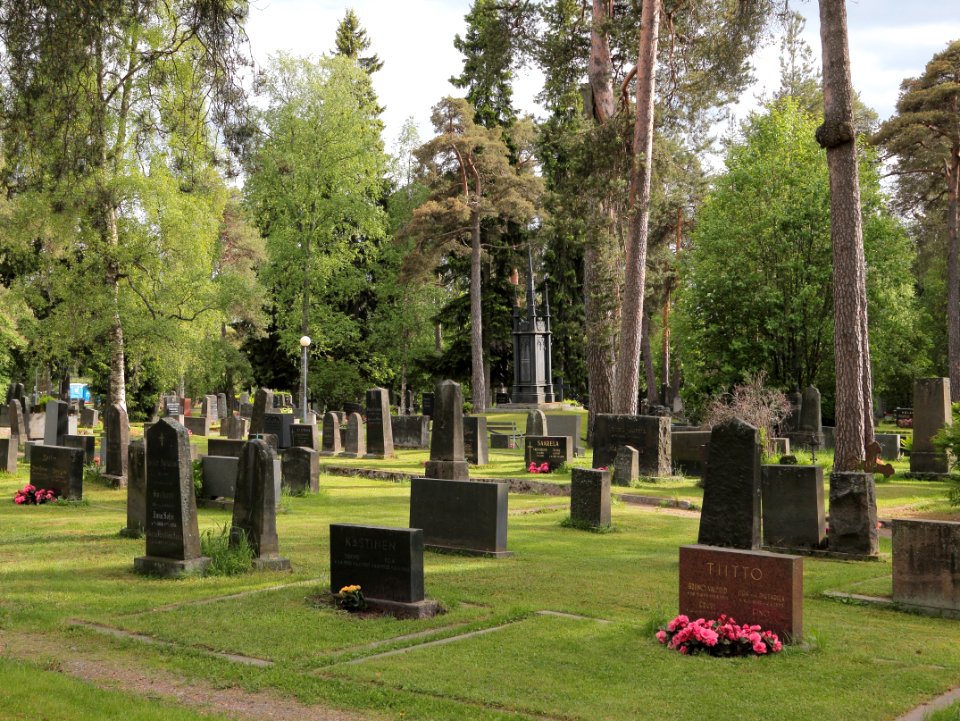 Oulu Cemetery 20150618 03