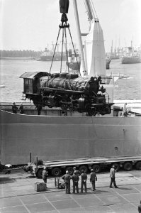 OudeMalletstoom- locomotief door Indonesische Staatsspoorwegen aangeb Spoorweg, Bestanddeelnr 931-6010