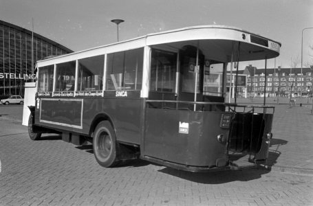 Oude Franse autobus, Bestanddeelnr 920-1311