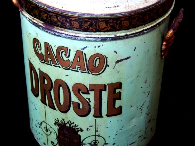 Oude blauwe Cacao Droste bus met wapen van Haarlem, foto4