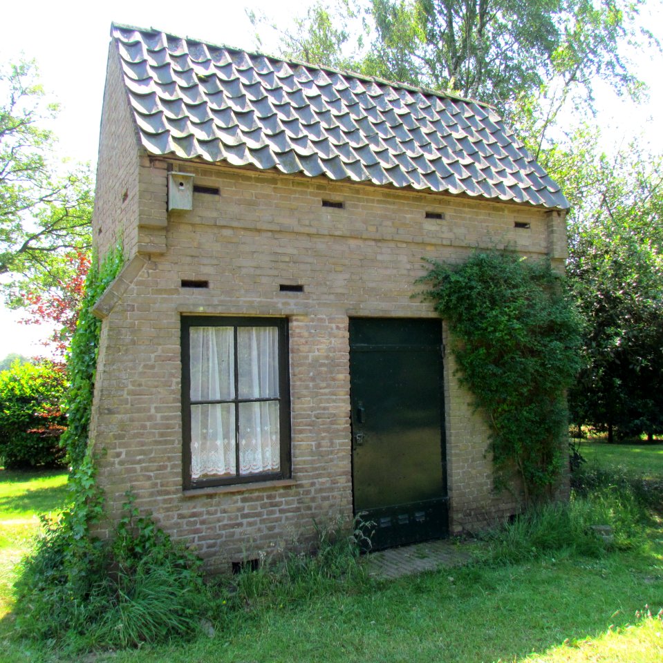 Oude waterzuivering Varsseveld, trafohuisje