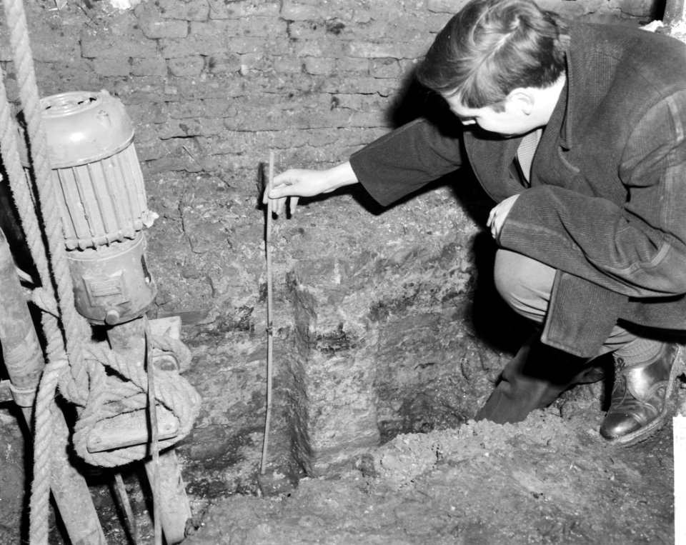 Oudste woonhuis-fundament gevonden aan Bagijnhof 6 te Amsterdam, Bestanddeelnr 914-6314