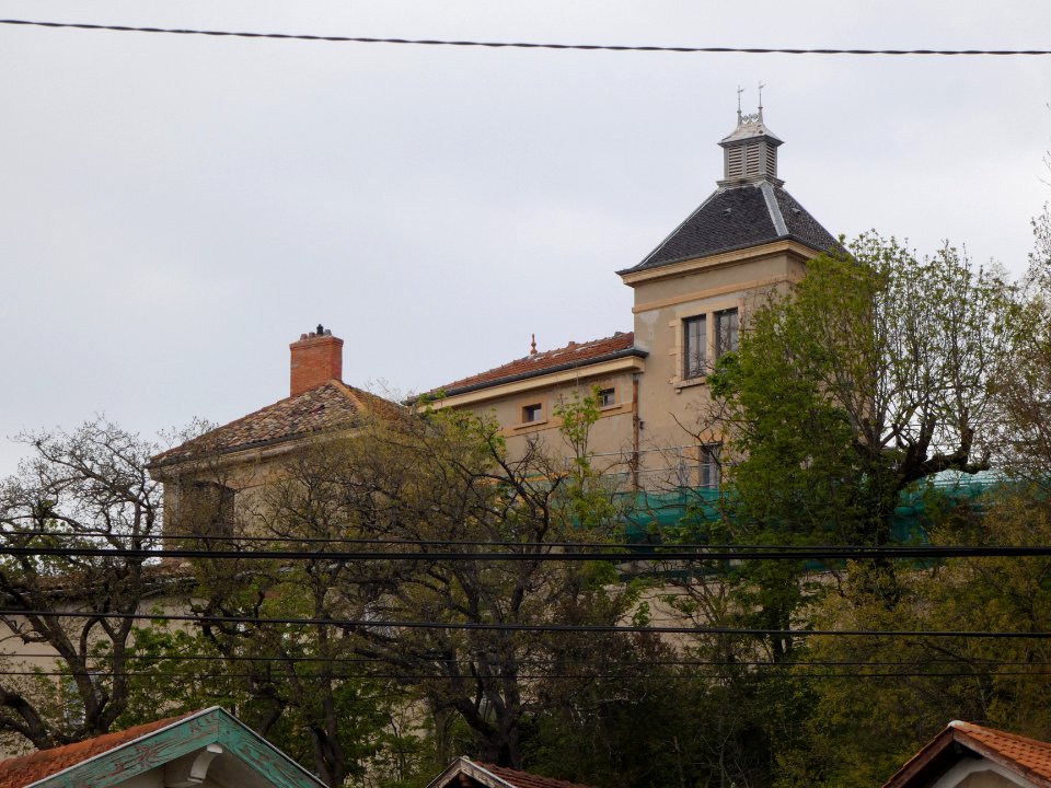 Oullins - Maison de la Cadière - Vue depuis le bord de l'Yzeron