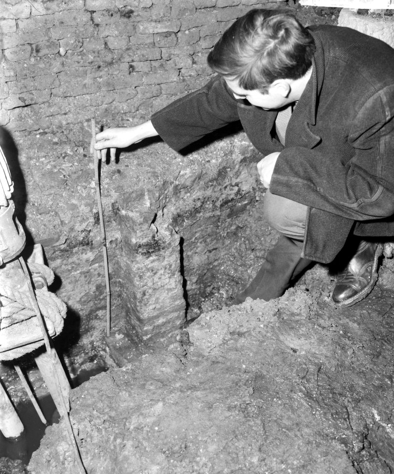Oudste woonhuis-fundament gevonden aan Bagijnhof 6 te Amsterdam, Bestanddeelnr 914-6313