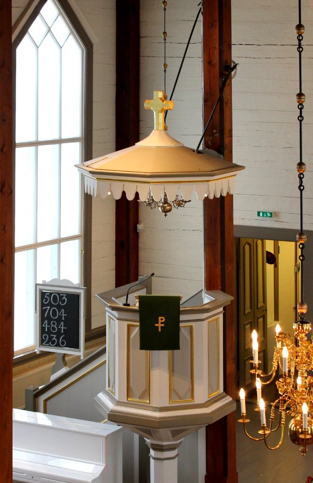 Oulunsalo Church Pulpit 20120617