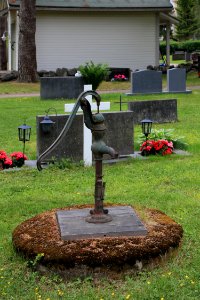 Oulunsalo Cemetery Oulu 20180629 02