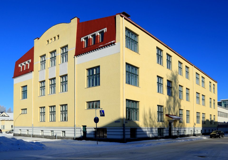 Oulun Suomalaisen Yhteiskoulun lukio 20170307 02