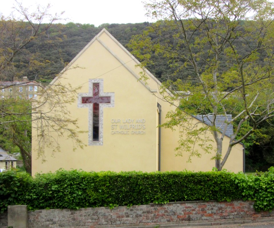 Our Lady and St Wilfrid RC Church, Trinity Road, Ventnor (May 2016) (4)
