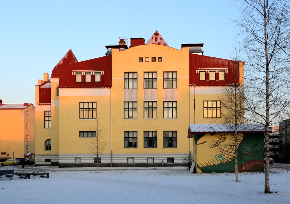 Oulun Suomalaisen Yhteiskoulun lukio 20160106 02