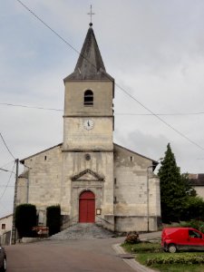 Ourches-sur-Meuse (Meuse) église (01)