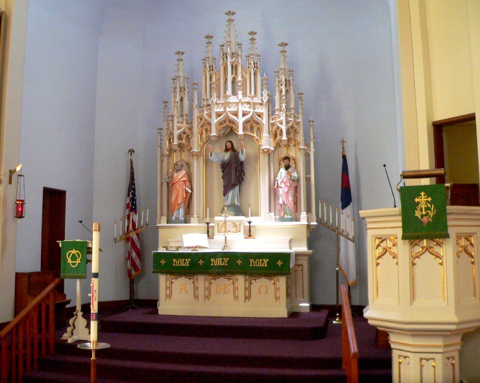 Our Redeemer Lutheran Church (Staplehurst, NE) sanctuary 1