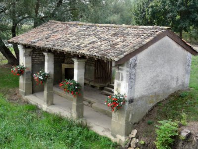 Ourches-sur-Meuse (Meuse) lavoir A
