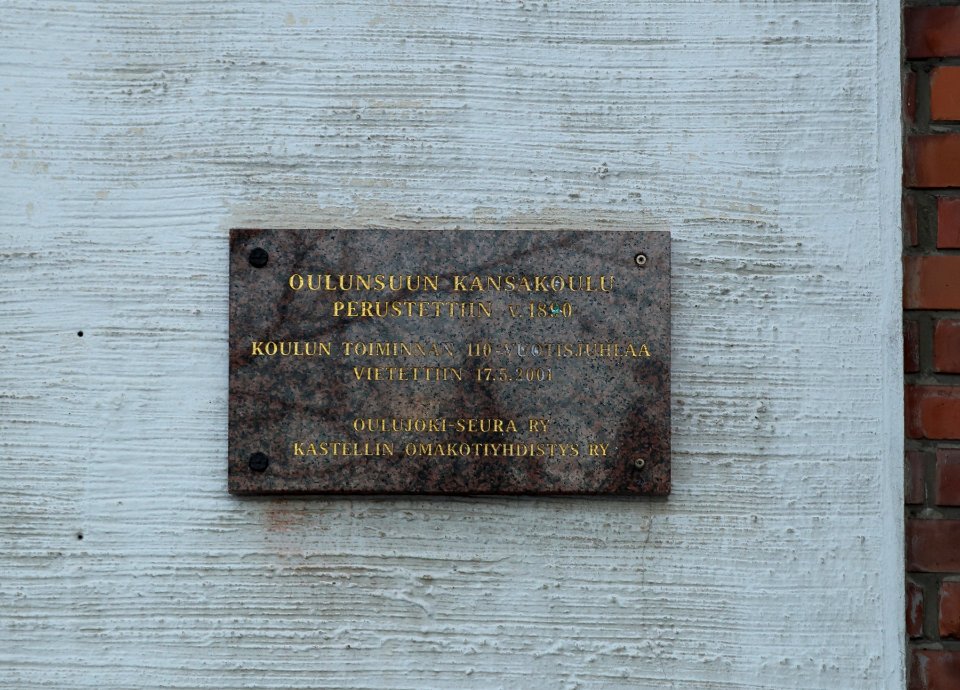 Oulunsuun koulu Plaque 20171203