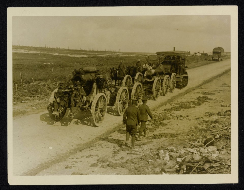 Our big guns moved nearer to Germany, Bestanddeelnr 158-1136