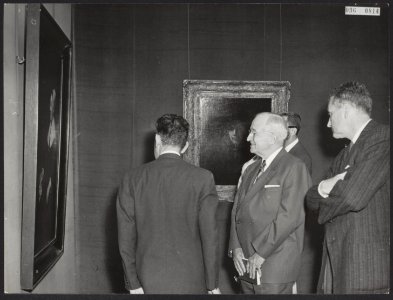 Oud-president Truman brengt bezoek aan Rembrandt-tentoonstelling in het Rijksmus, Bestanddeelnr 096-0814