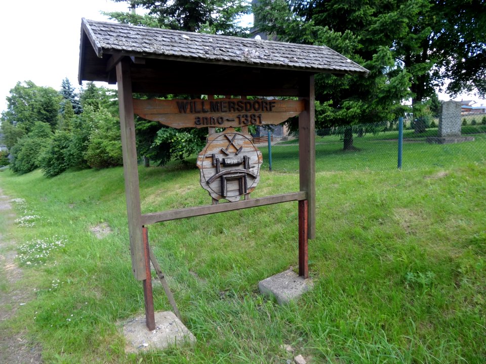 Ortseingang von Willmersdorf, Herschdorf
