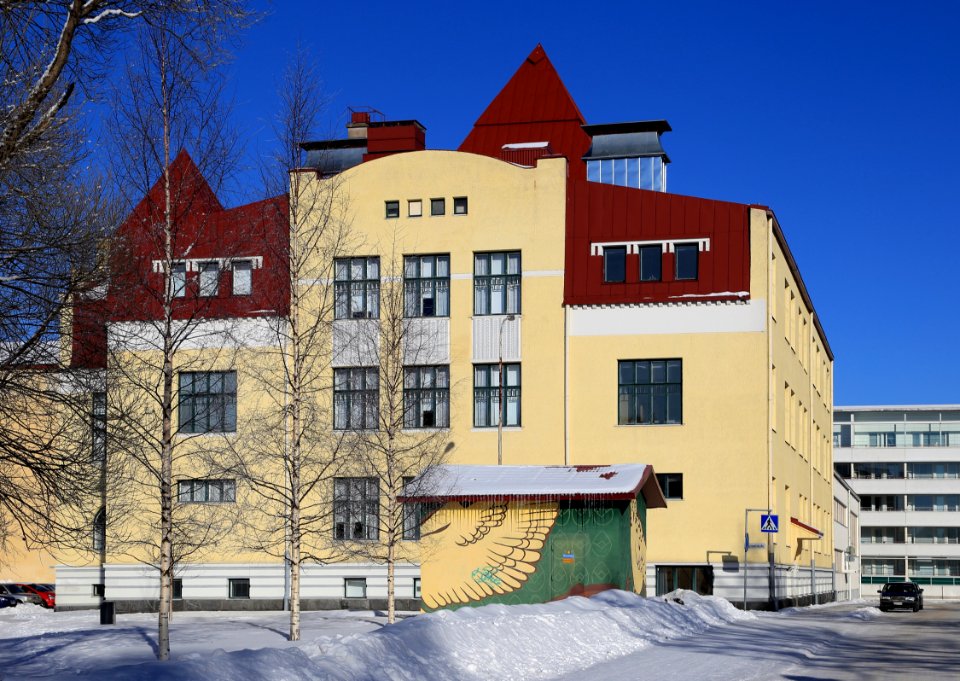 Oulun Suomalaisen Yhteiskoulun lukio 20170307