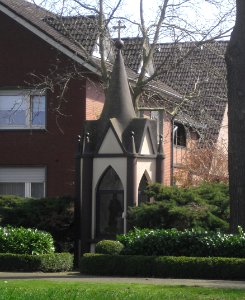Ostenland-Bildstock Hövelhofer Straße 38