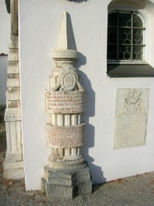 Ostenfriedhof Eichstätt -Pedetti-Grabmal 2018-08