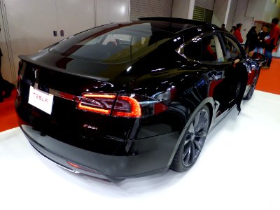 Osaka Motor Show 2013 (219) Tesla Model S