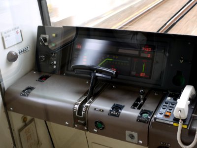 Osaka subway 66 series cabin photo