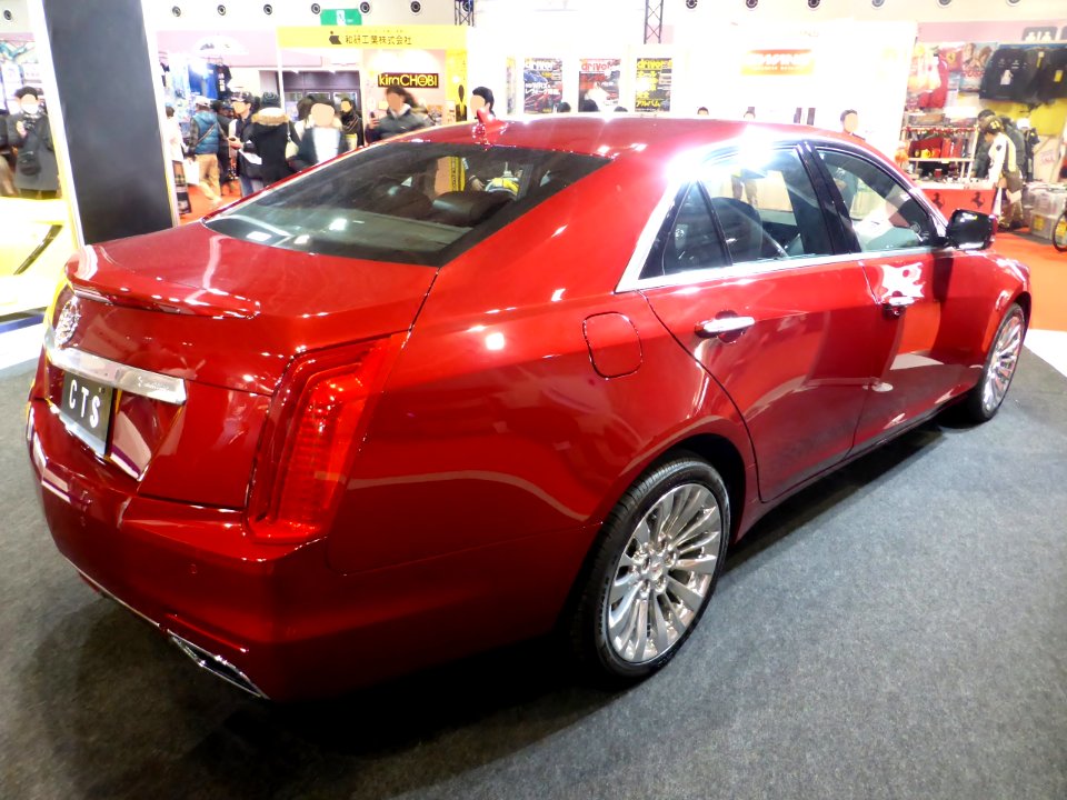 Osaka Motor Show 2013 (158) 3rd generation Cadillac CTS