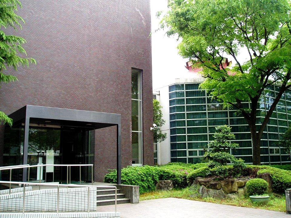 Osaka-City-Univ-Tanaka-Memorial-2012050101