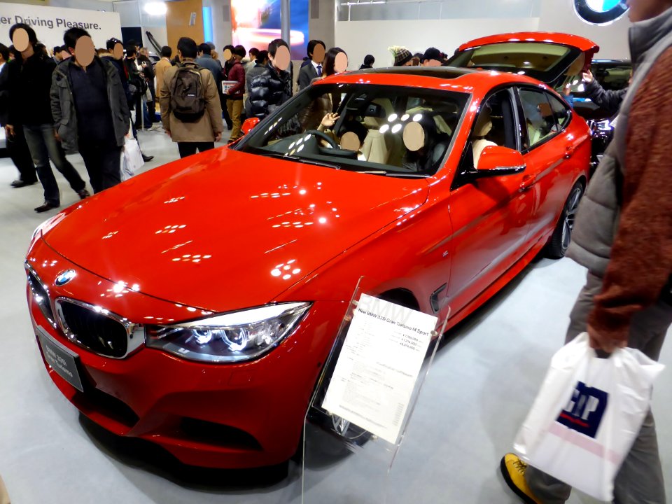 Osaka Motor Show 2013 (203) BMW 335i Gran Turismo (F34)