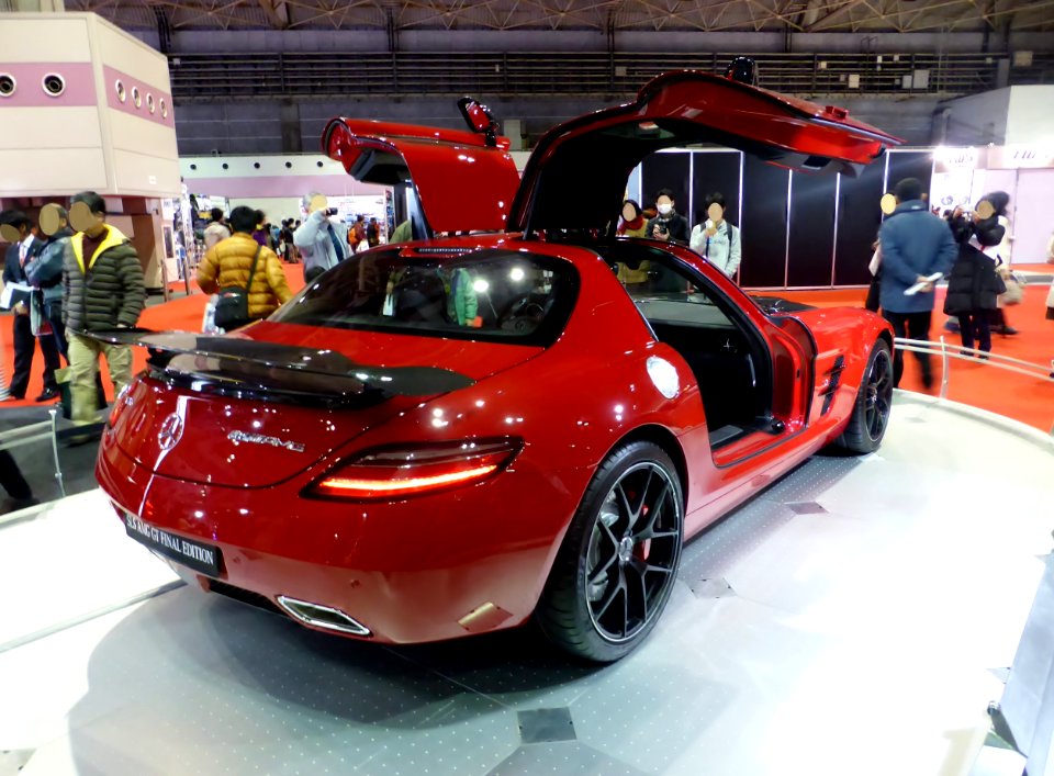 Osaka Motor Show 2013 (167) Mercedes-Benz SLS AMG GT Final Edition (C197)