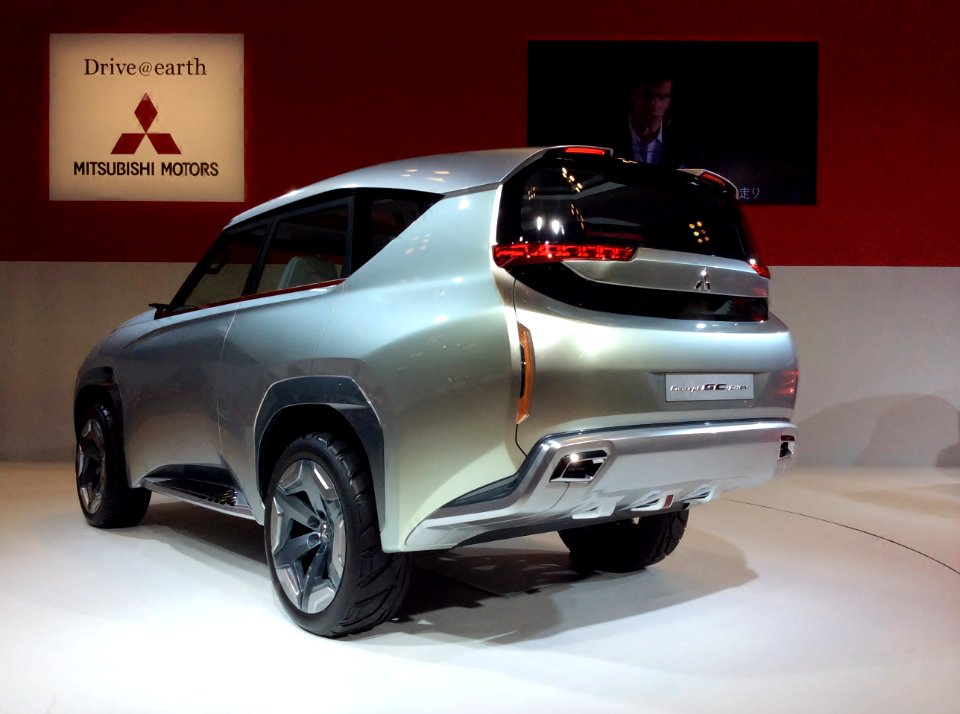 Osaka Motor Show 2013 (191) Mitsubishi Concept GC-PHEV
