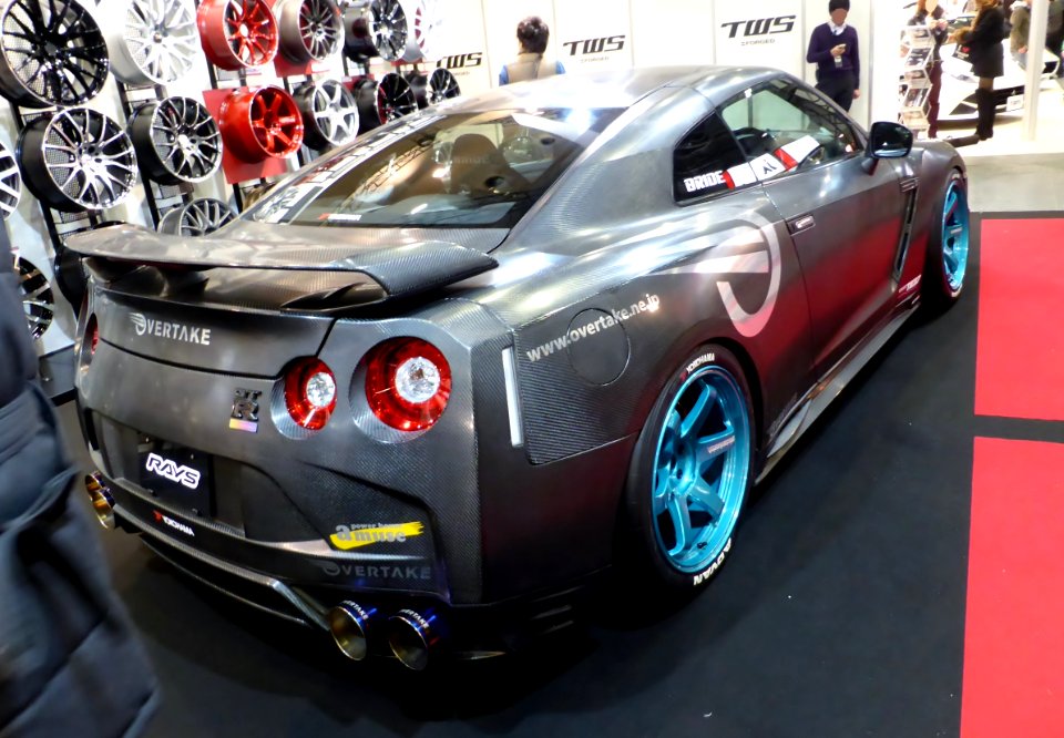 Osaka Auto Messe 2014 (170) RAYS - Nissan GT-R (DBA-R35)