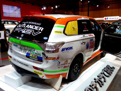 Osaka Motor Show 2013 (189) TWO and FOUR OUTLANDER PHEV