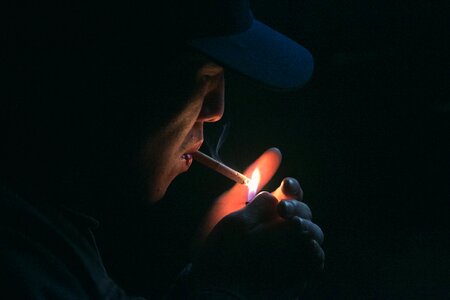 Fag flame hands