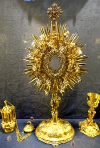 Ostensorium of St John of Nepomuk, Italian, c. 1775, with gold censer by Antonio Mendez, 1791 - Cathedral of Seville - Sevilla, Spain - DSC07625